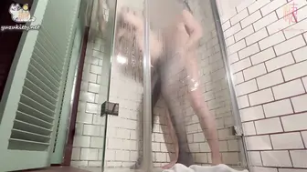 极品网红美少女『柚子猫』Yuzukitty OnlyFans 淋浴时的性爱
