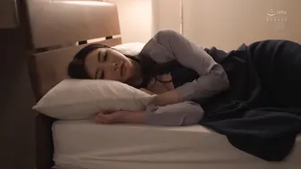JUQ-446 [中文字幕] 愛弓りょう - Madonna自豪的最高峰G罩杯美熟女的SOAP PLAY！身心都超合拍的2人-。”感情”與”雙唇”重疊的濃密接吻SOAP