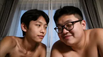 美艳妈妈的勾引2：美艳人妻主动张开双腿 被继子猛操到喷水失神